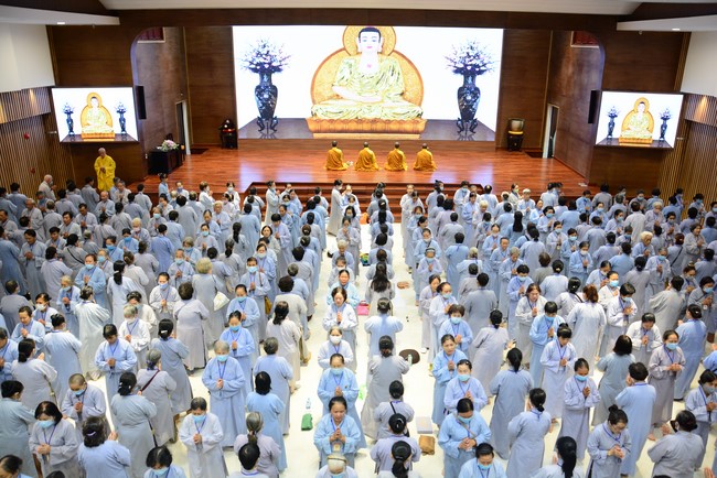 Dharma Talk “Peaceful place to stop ” – The 96th Seven-Day Retreat